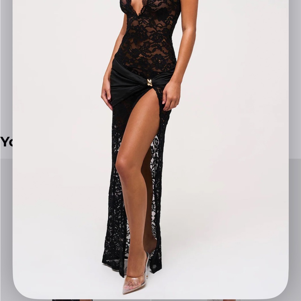 Elegant Black Lace Maxi Dress